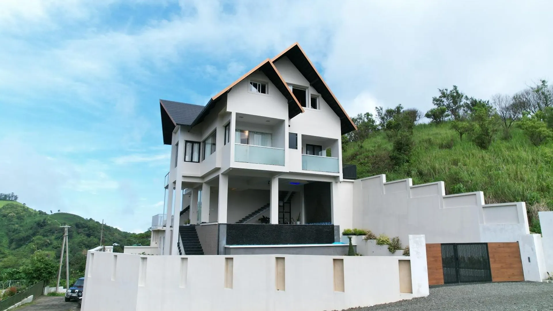 Villa Vagamon Paradise By Whitetrip